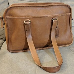 Vintage leather Coach shoulder bag
